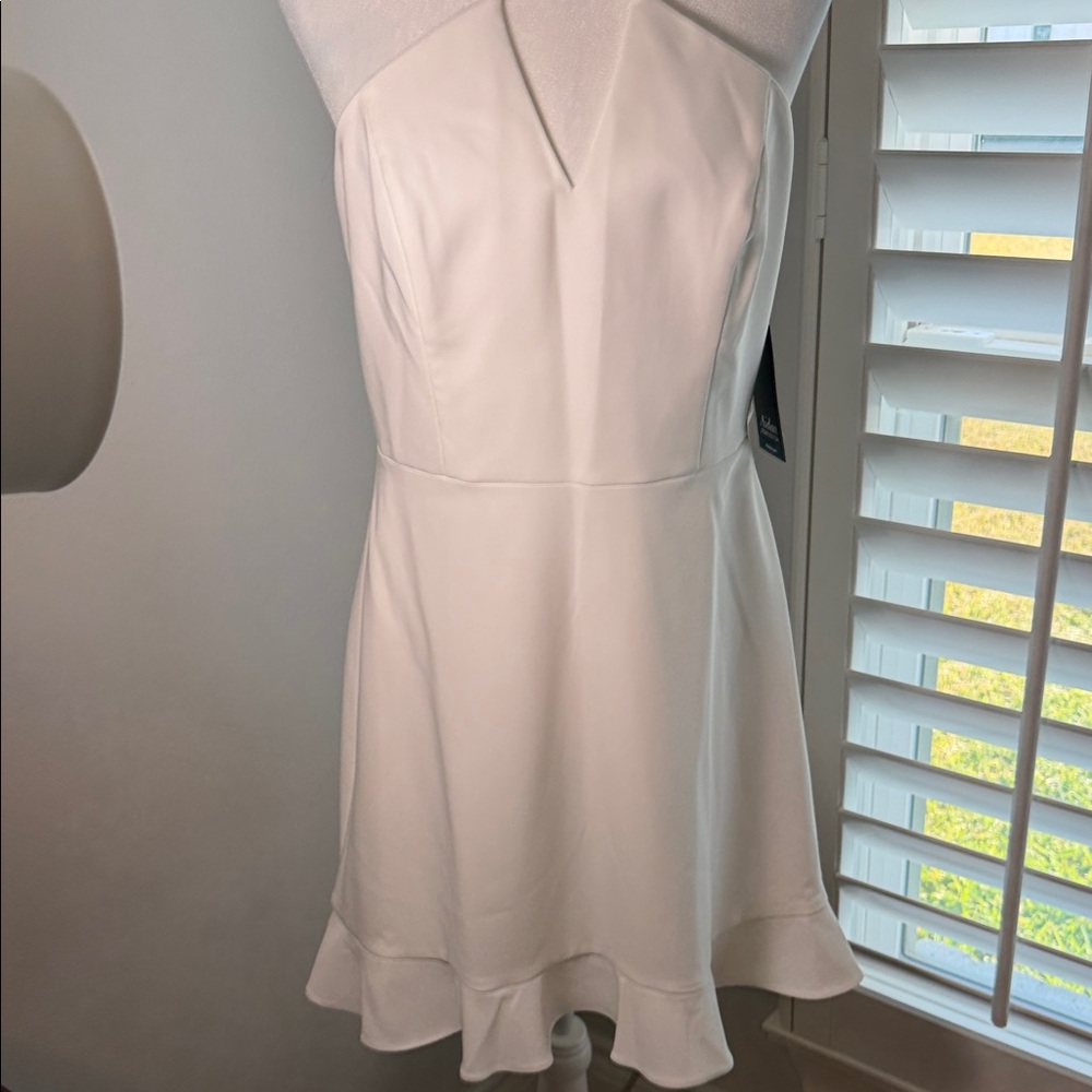 NWT women’s size 10 Aidan Mattox Halter Ivory/White Dress wedding engagement